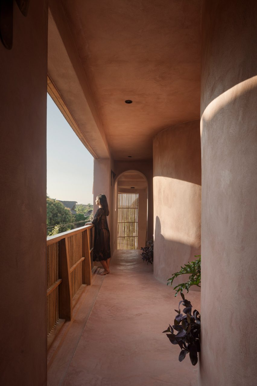 Curving stone columns