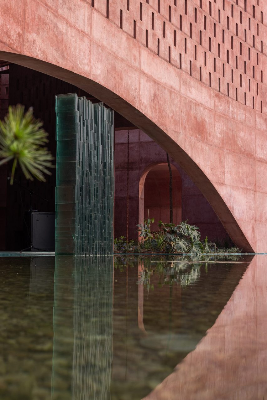 Close up of the qibla opening and glass mihrab of the Zebun Nessa Mosque by Studio Morphogenesis in Bangladesh