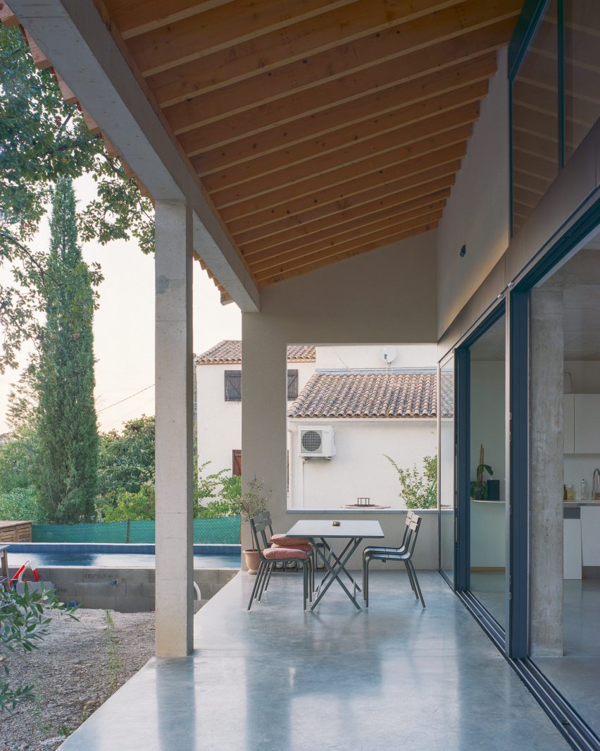 102let home by Barrault Pressacco