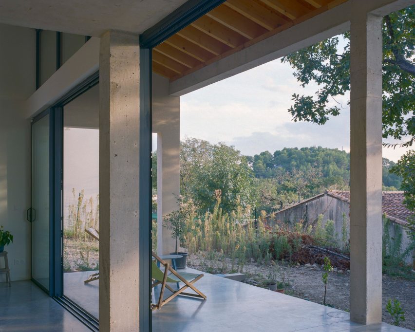 102let home by Barrault Pressacco