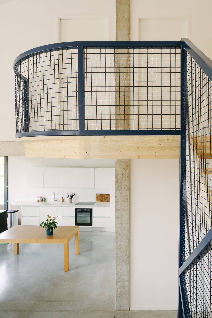 102let home by Barrault Pressacco