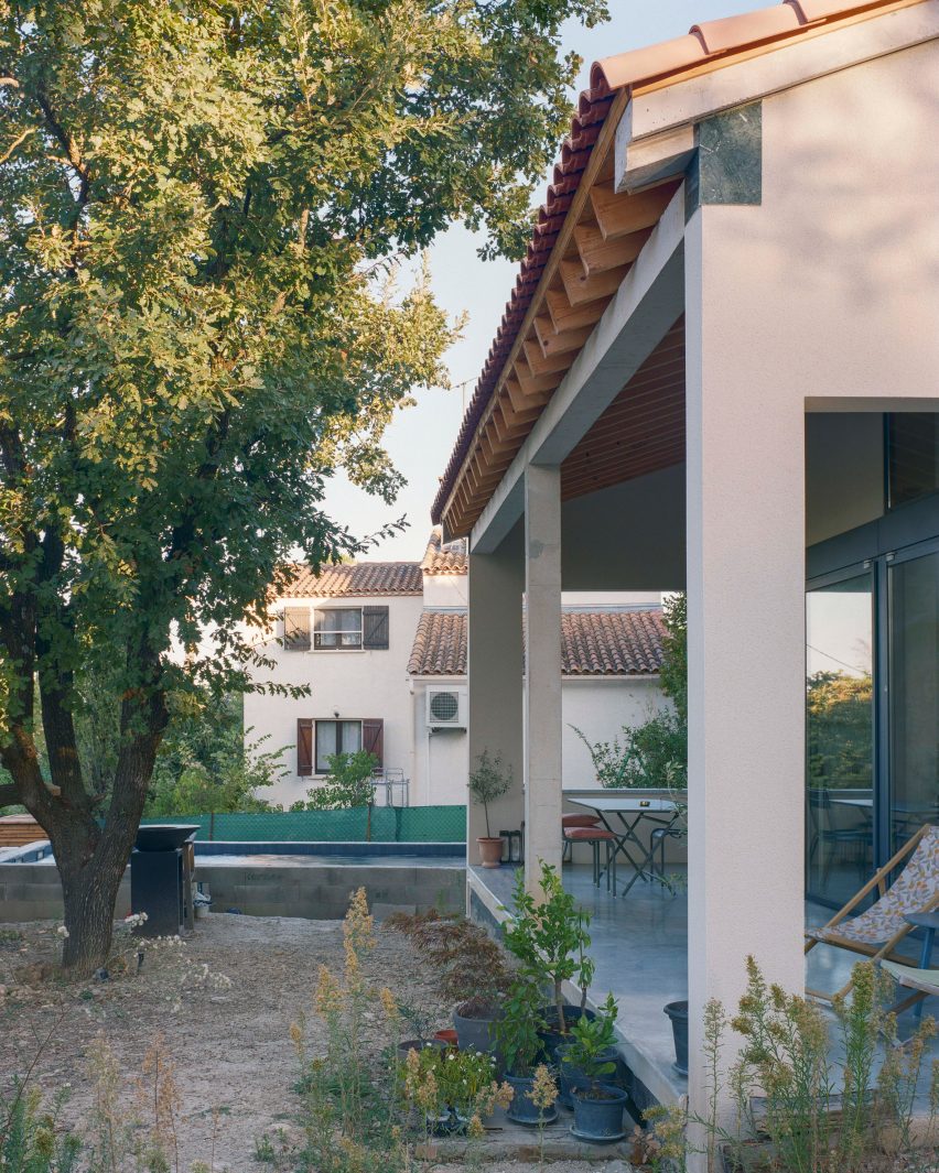 102let home by Barrault Pressacco