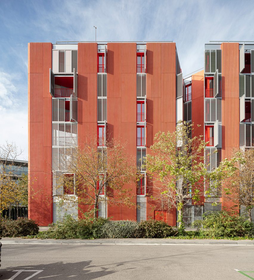 72 Social Housing Units by MIAS