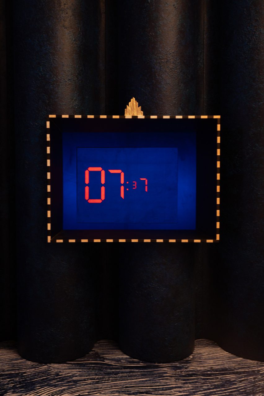 Digital screen in A Thinking Room