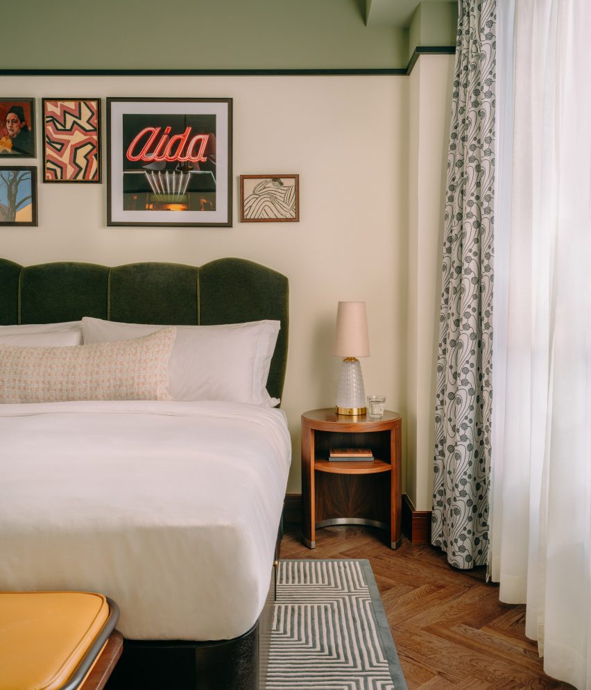 Aime Studios The Hoxton Vienna bedroom