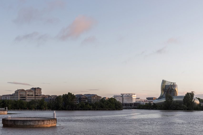 Bacalan Block by Colboc Sachet Architects