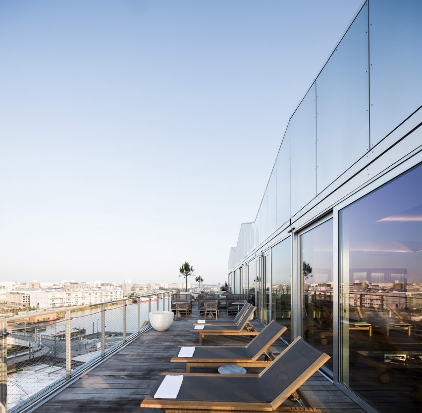Bacalan Block by Colboc Sachet Architects