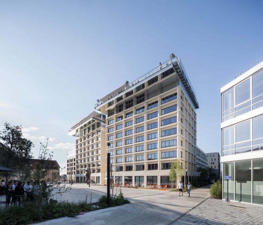Bacalan Block by Colboc Sachet Architects