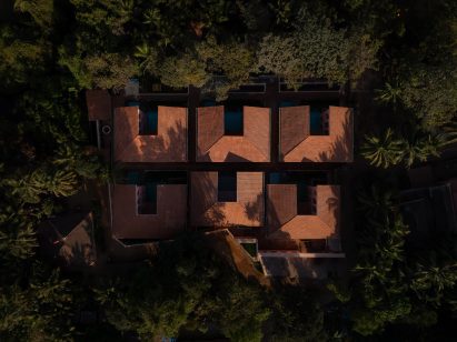 Baia Villas by Jugal Mistri Architects