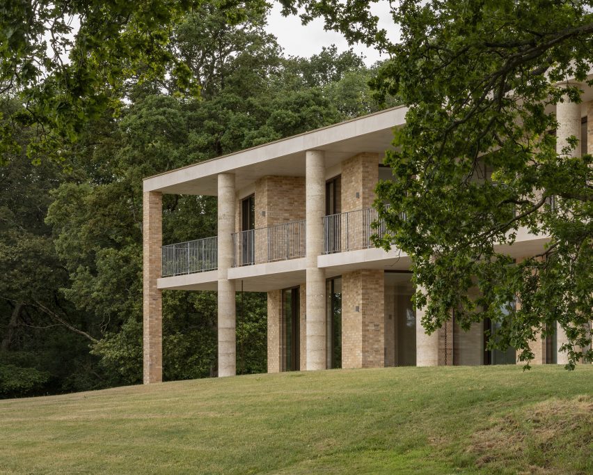 Bury Gate Farm by Sandy Rendel Architects