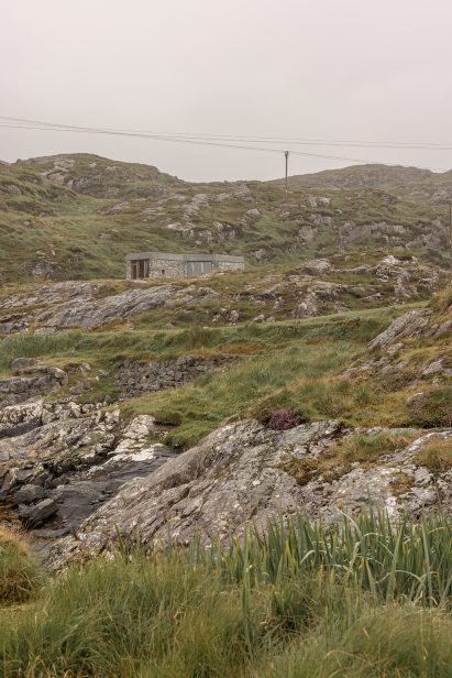 Caochan na Creige stone house in Scotland