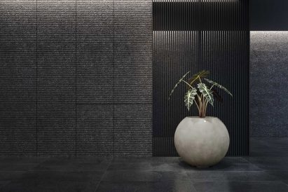 Planter by pot brand Cosapots
