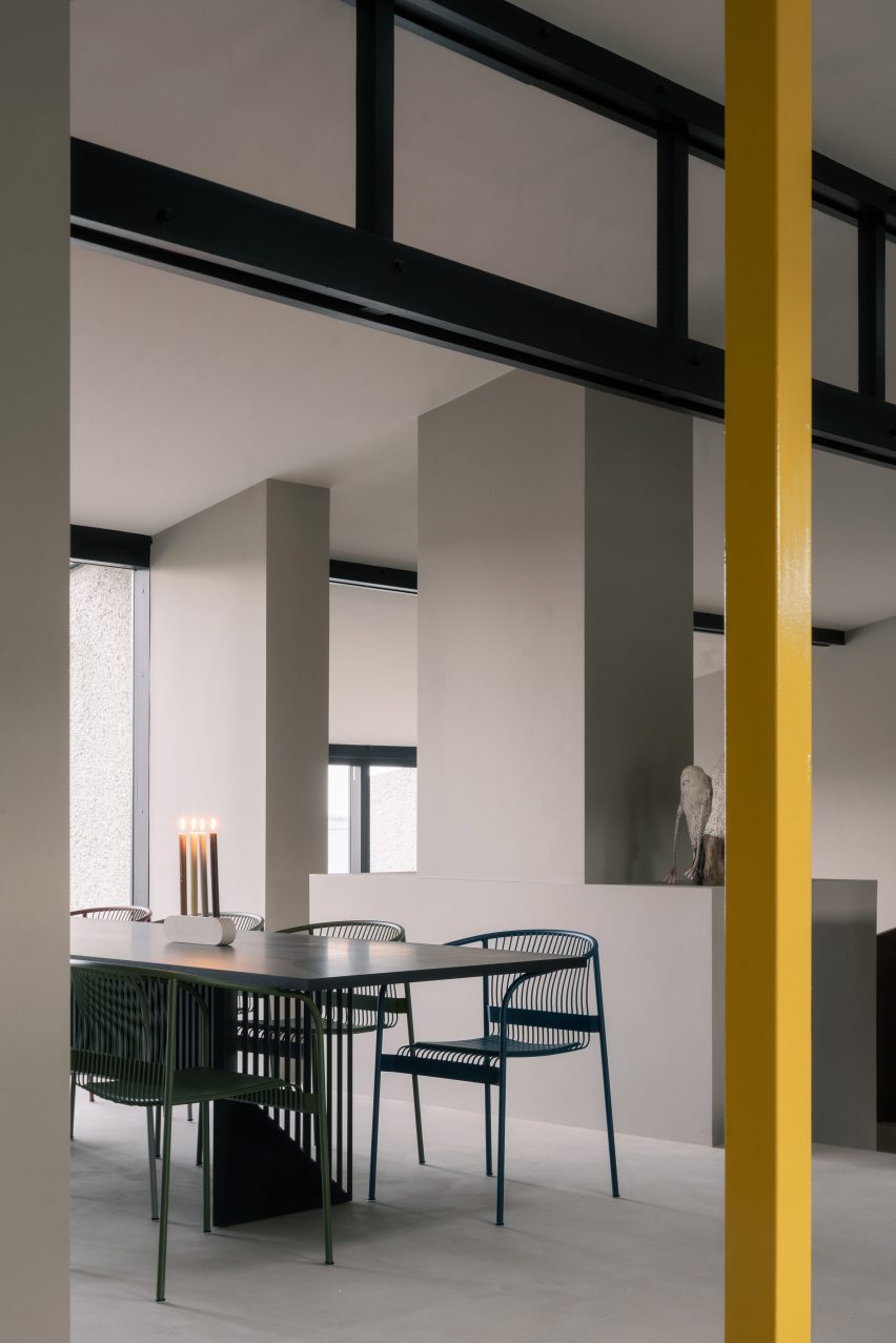Curvilinear Serenity by ARG Architects
