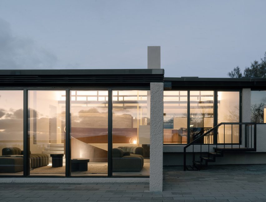 Curvilinear Serenity by ARG Architects