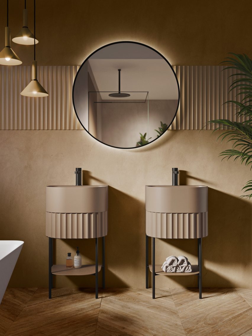 Delia basin by Acquabella