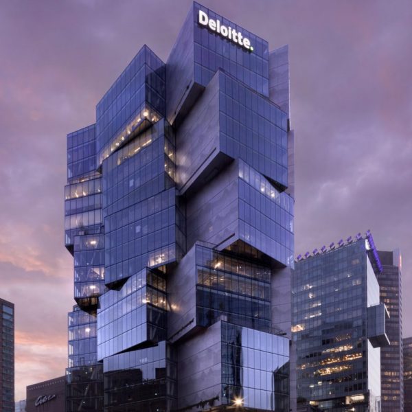 OSO completes Vancouver skyscraper modelled on Japanese lanterns
