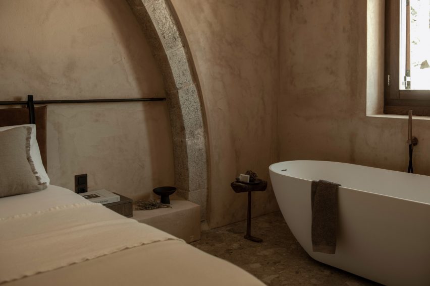 Drakoni House by Doriza Design