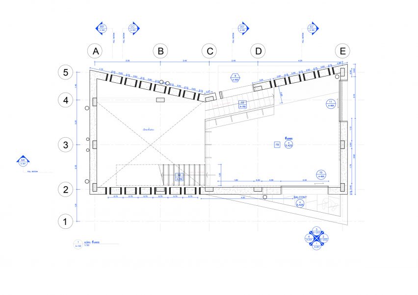 Mezzanine plan of Chonburi building by Suphasidh Architects