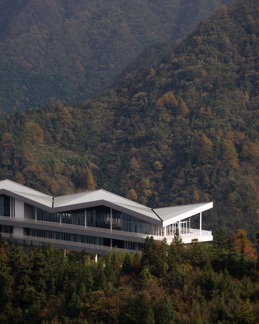 Floating Hotel by More Architecture