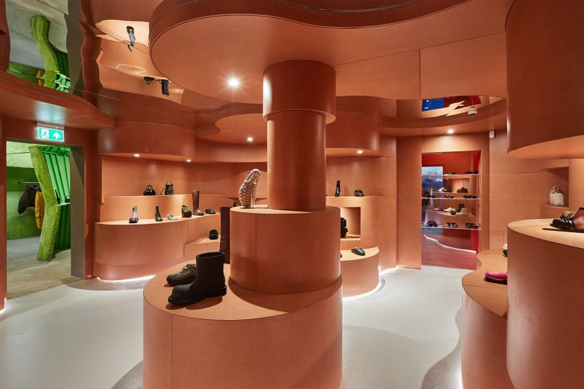 Midtarsal room at London fashion store