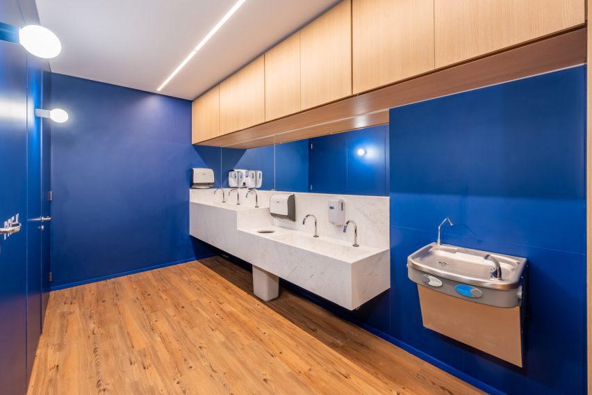Blue walled bathroom