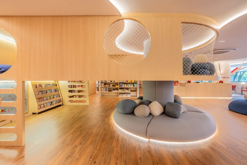 Play pen in library