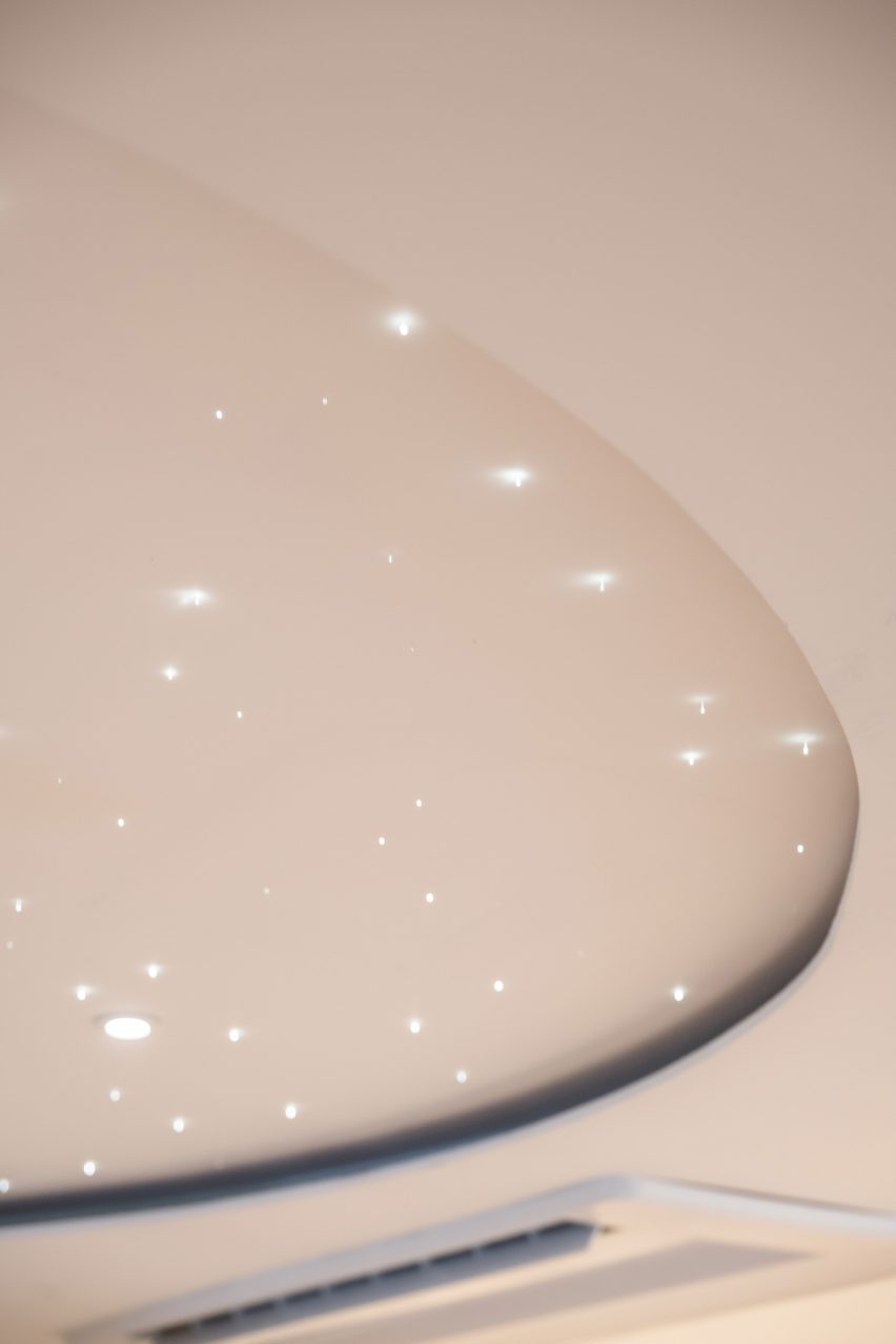 Little lights in ceiling