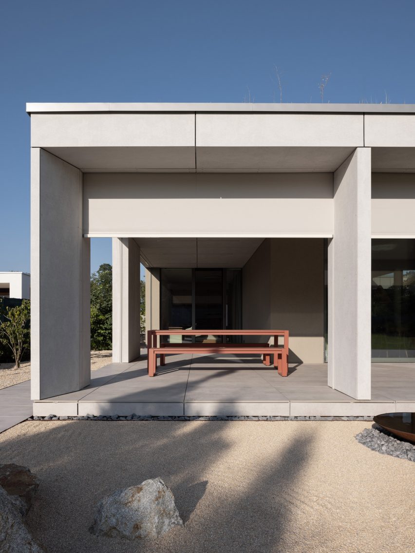 House of Grid by BEEF Architekti