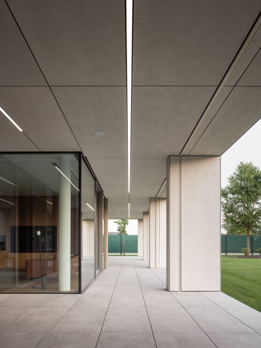 House of Grid by BEEF Architekti
