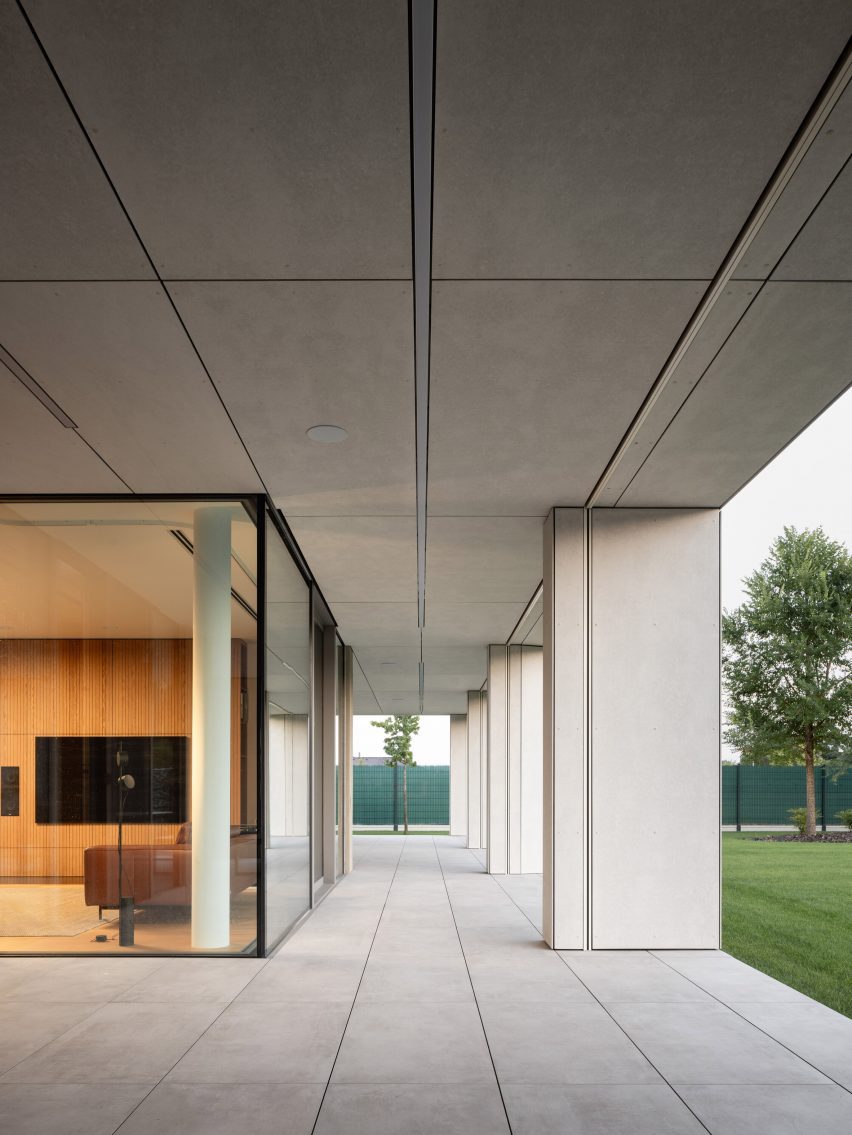 House of Grid by BEEF Architekti