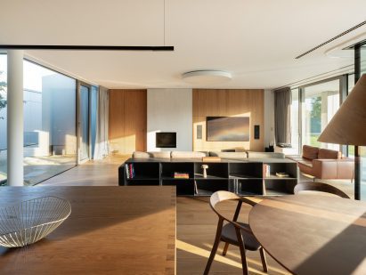 Living space within home by Beef Architekti