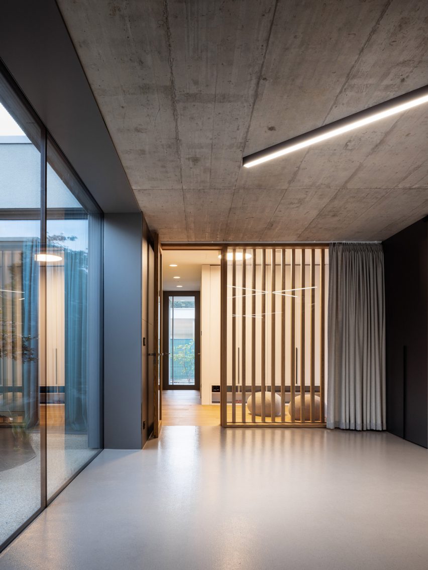 House of Grid by BEEF Architekti