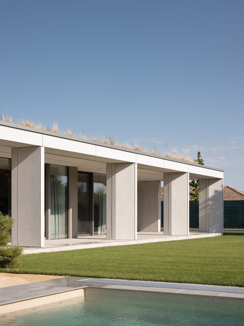 House of Grid by BEEF Architekti