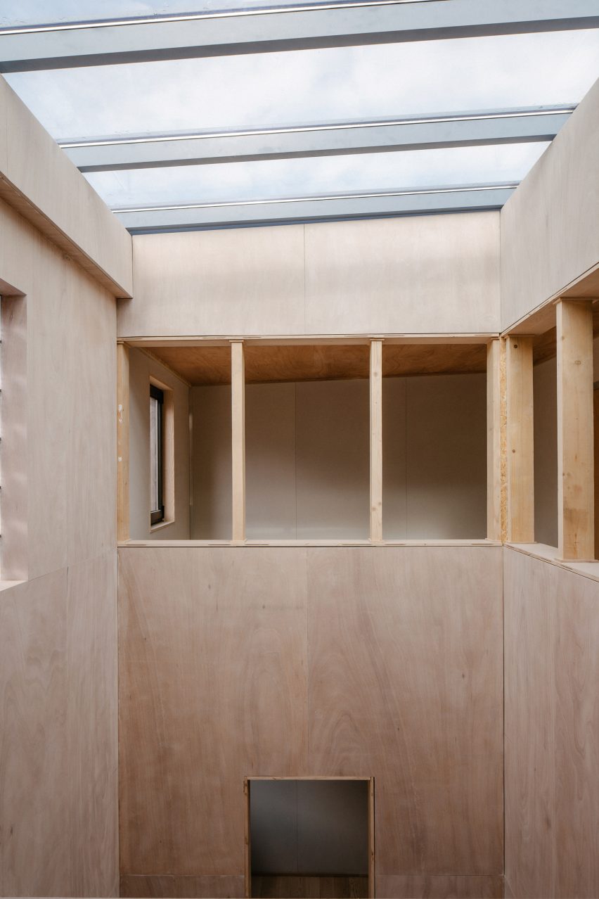 Maison Nana in Paris by Jean Benoit Vetillard Architecture