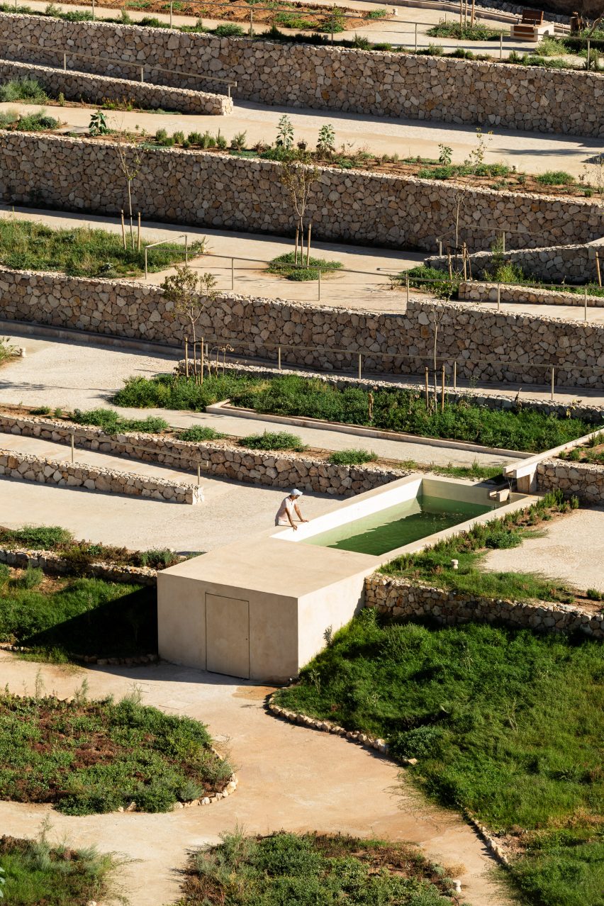 La Hoya Park by Kauh Arquitectura