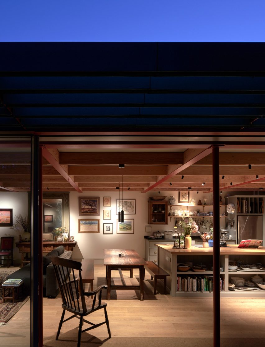 Love Walk II by Knox Bhavan Architects