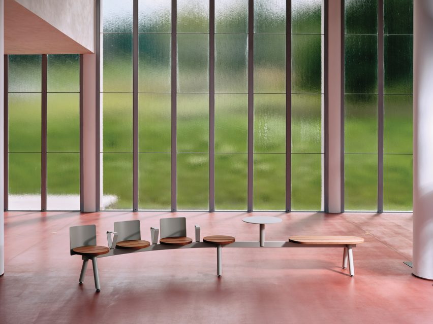 Mmcité's Morse seating