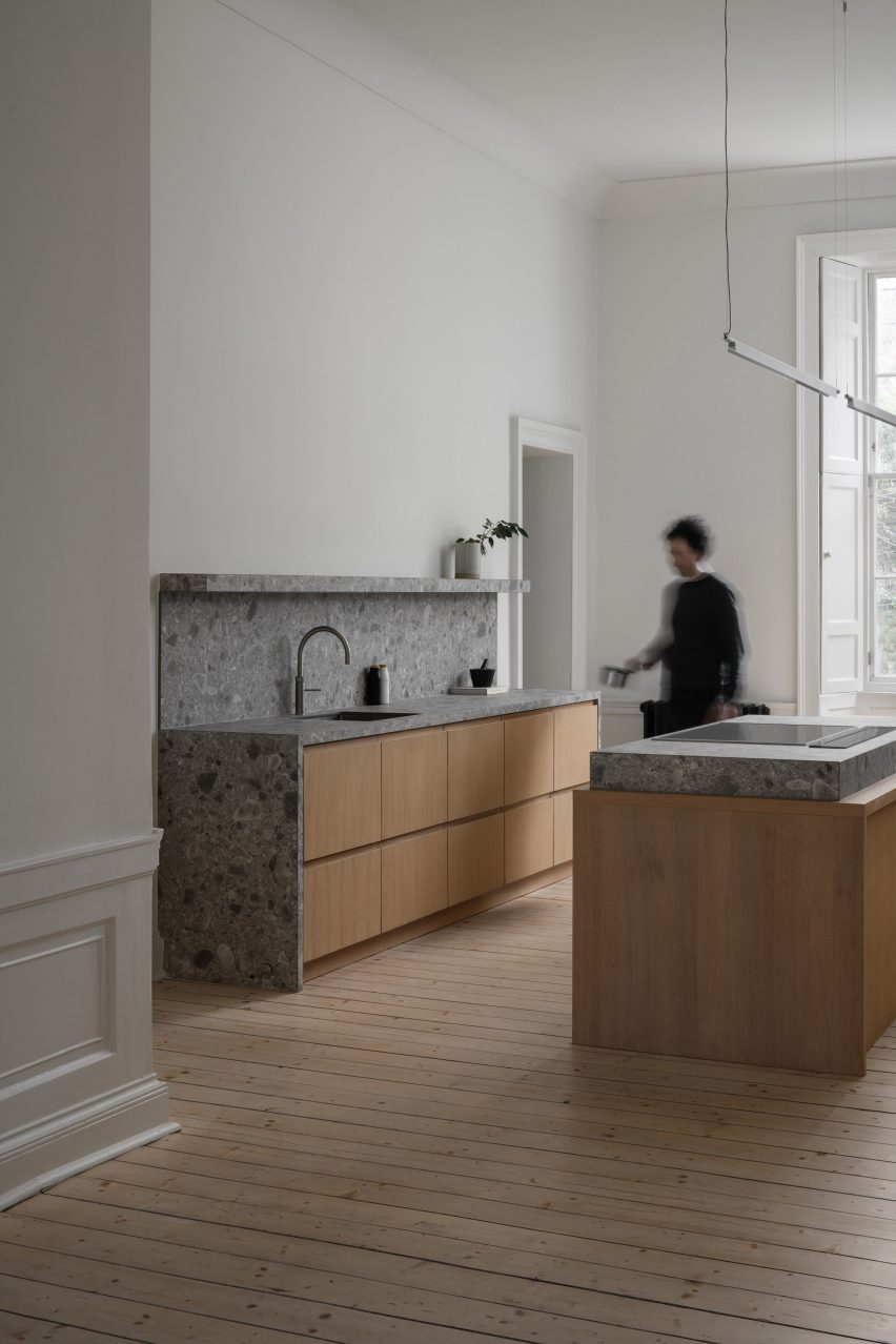 Kitchen interior of New Town Residence in Edinburgh by Luke McClelland