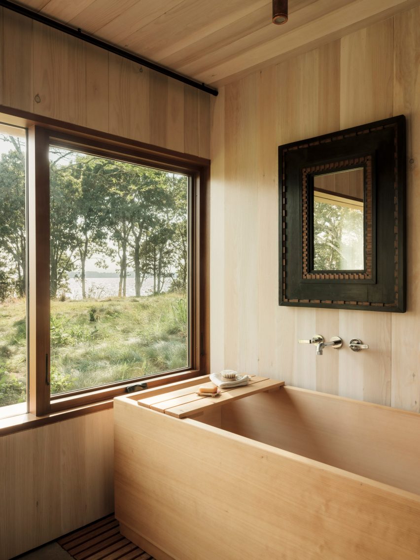 North Fork Residence by Lake Flato Architects