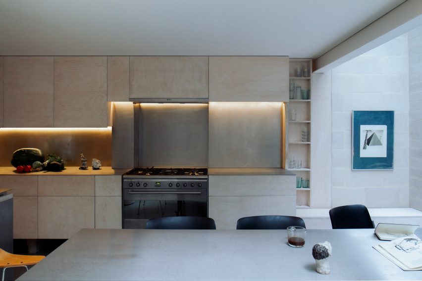 Oasis house by Unknown Works