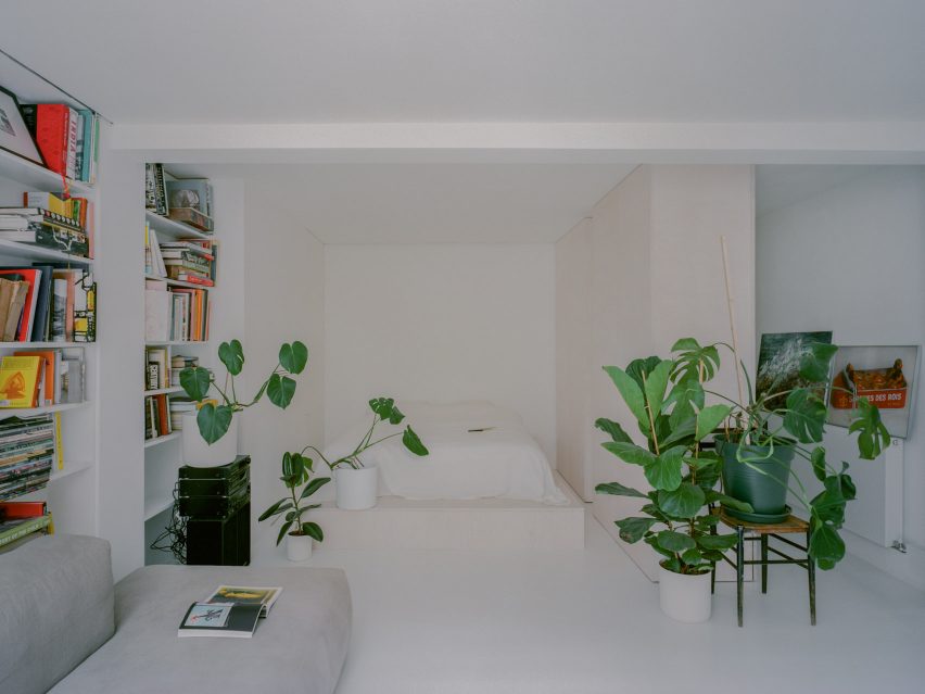 Oasis house by Unknown Works