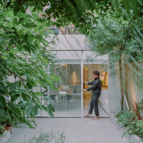 Oasis house by Unknown Works