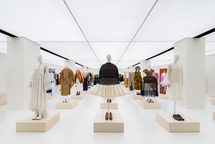 OMA Loewe Crafted World