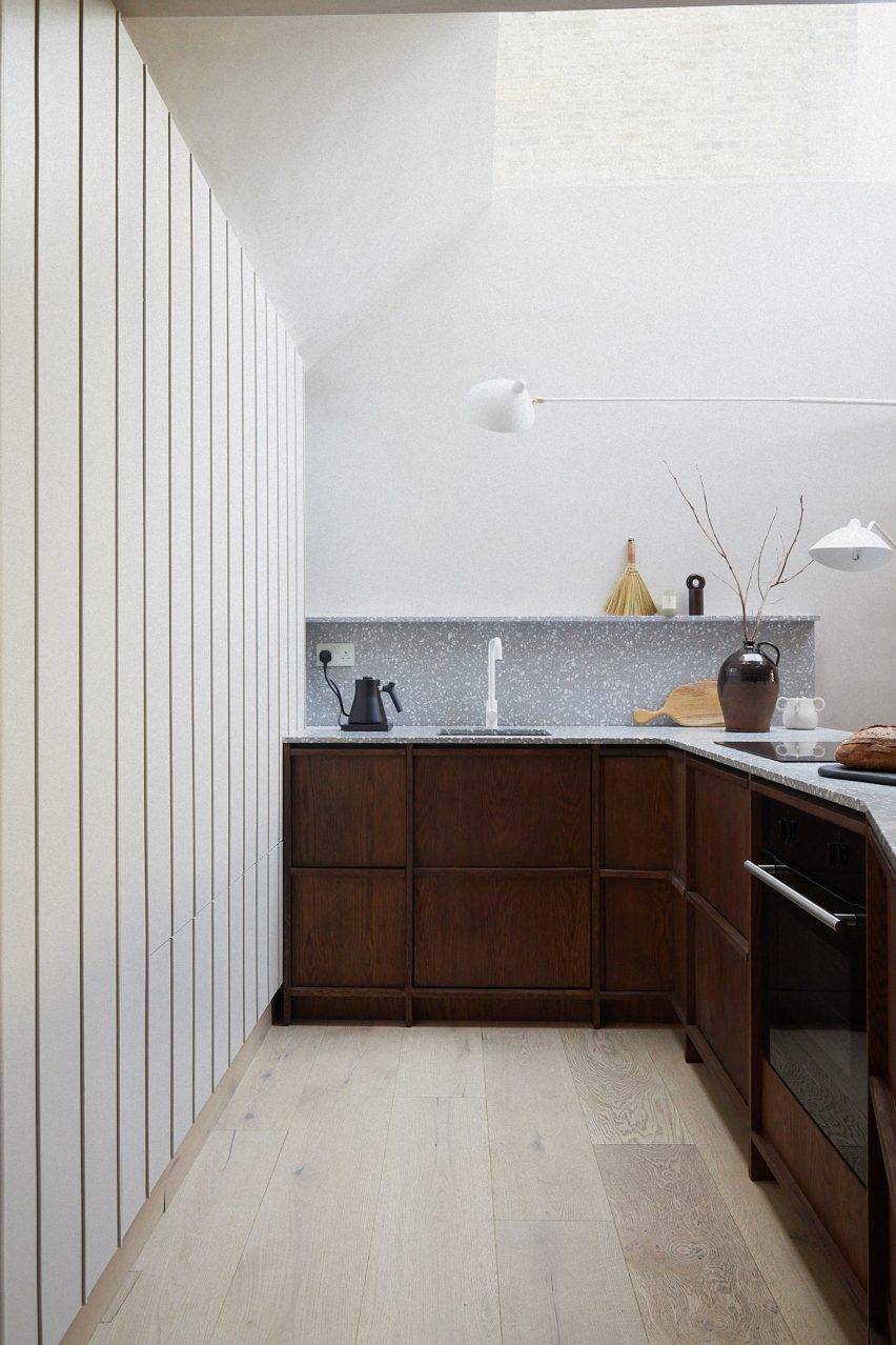 Plaster House by Sonn