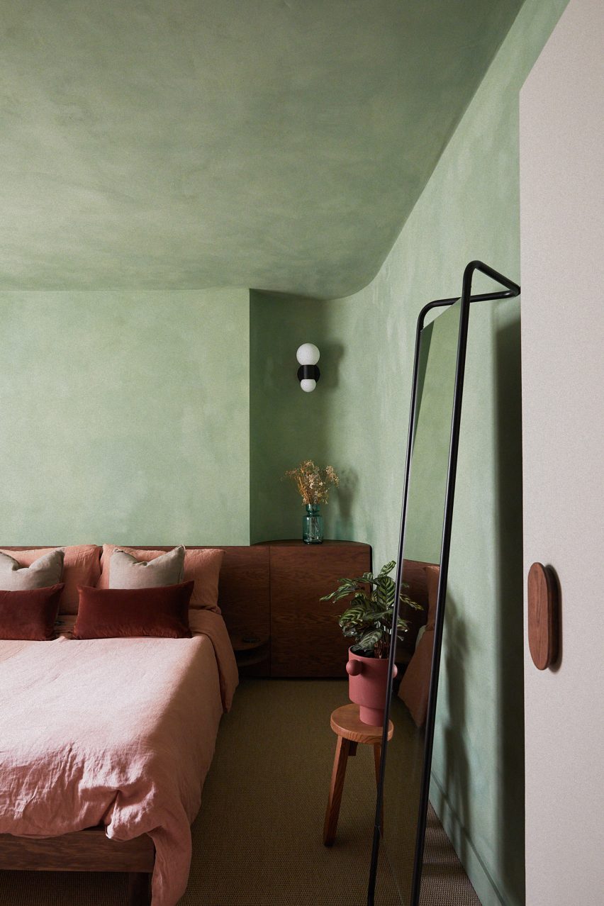 Plaster House by Sonn