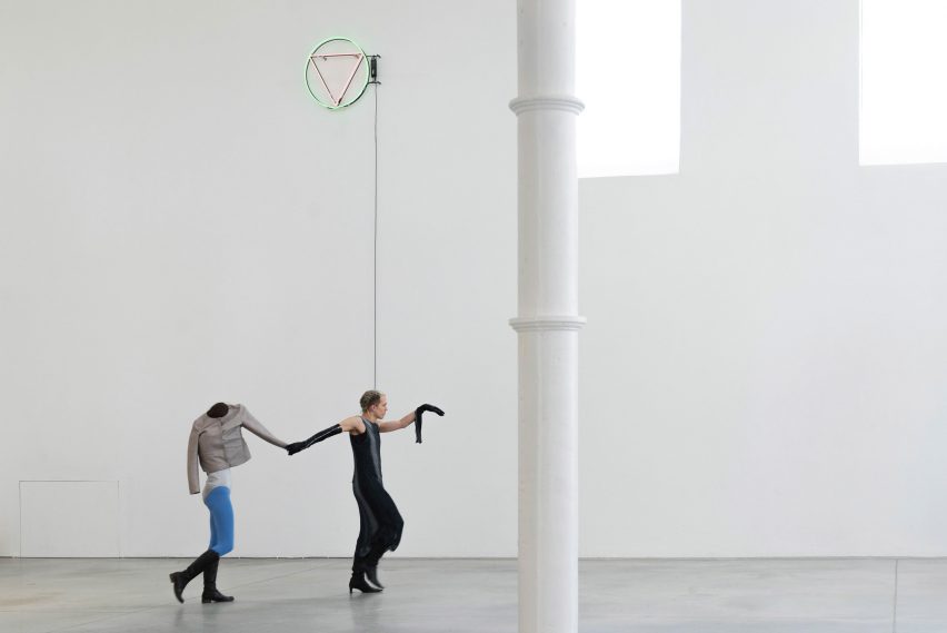PLATO Contemporary Art Gallery by KWK Promes