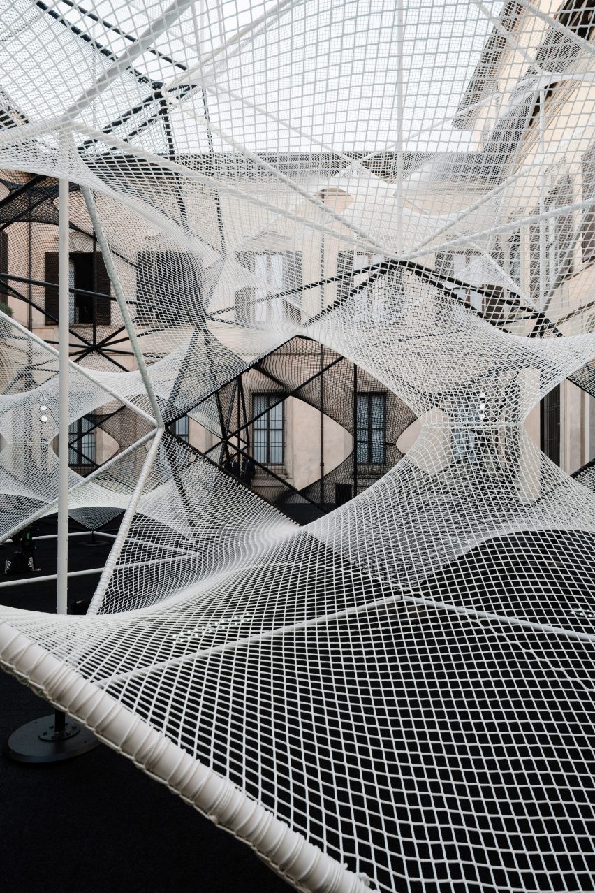 Numen/For Use installation