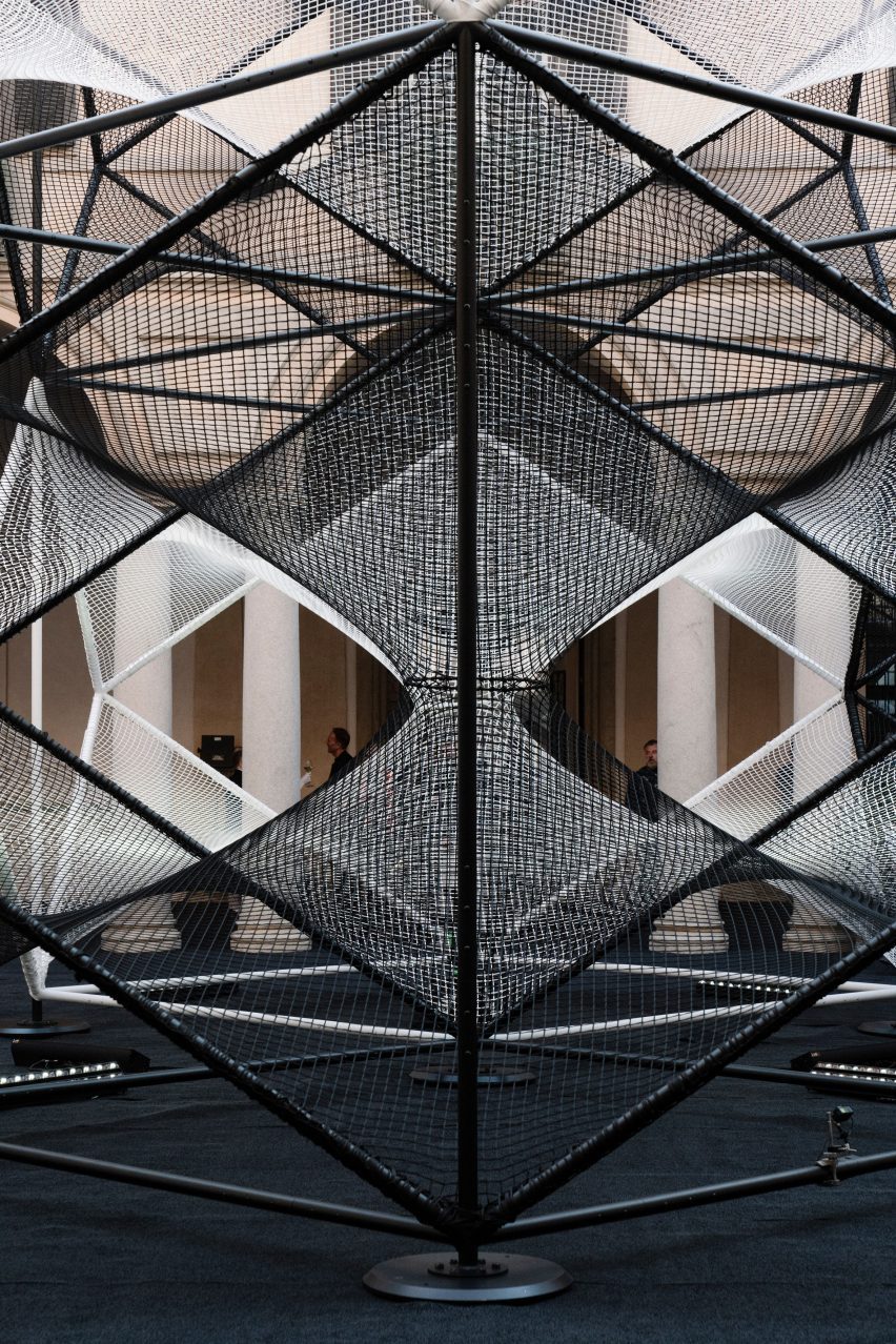 Numen/For Use installation