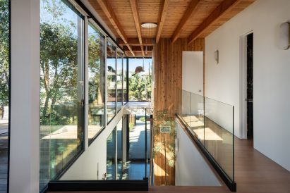 House with mezzanine