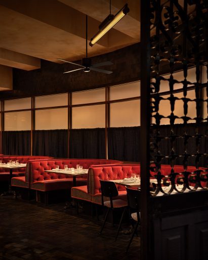 Architecture studio Woods Bagot has completed a Smith & Mills restaurant in New York